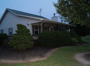 142 Hidden Cove Ln, Allons, TN 38541