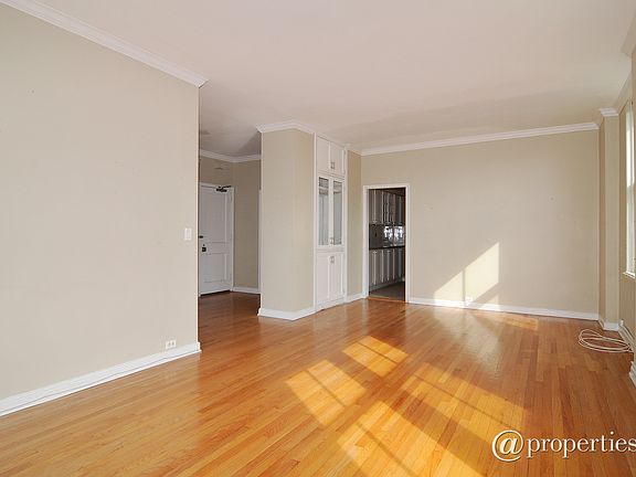 Living Room / Dining Room