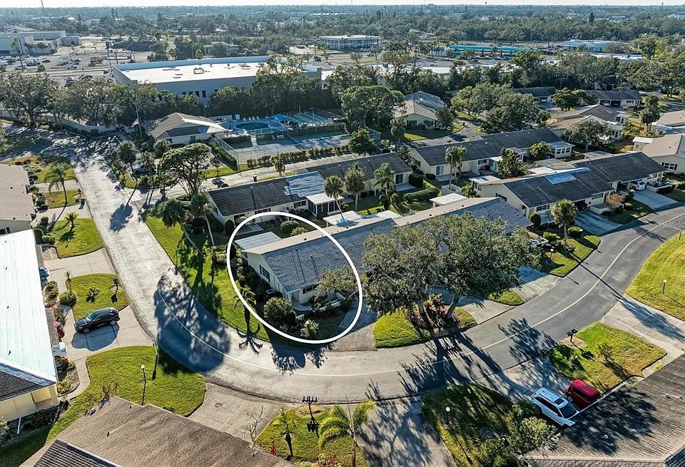 1st image of 390 301 BOULEVARD W #11D