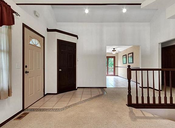 2nd image of 600 Andra Dr