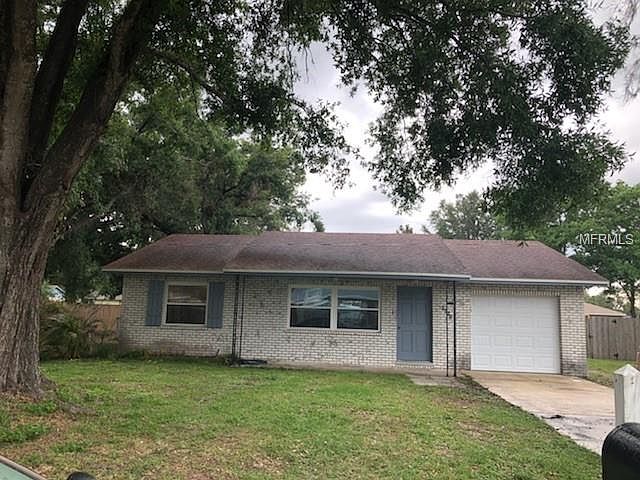 1st image of 2920 Banyan Ln