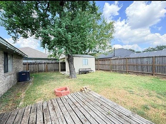 5th image of 2710 Elder Rd