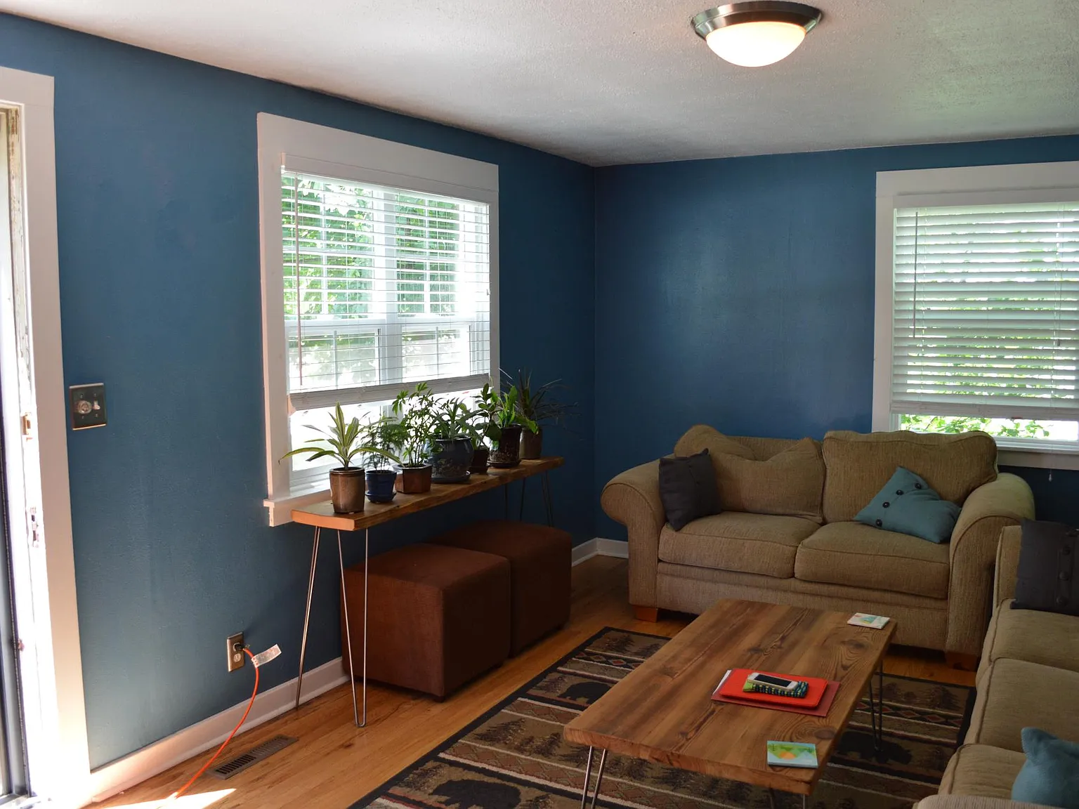 2 bed, 1650 sqft, $1,900 — Photo 2