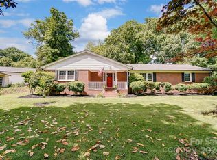 3234 Deerwood Dr, Gastonia, NC 28054