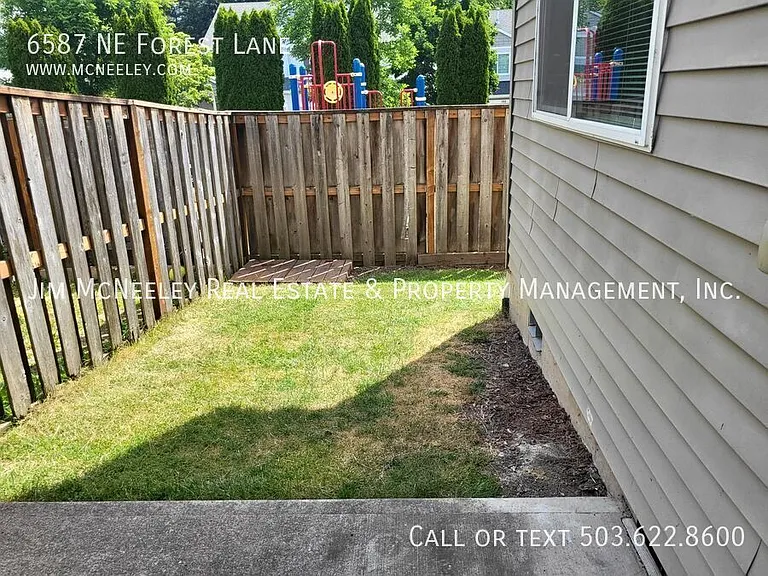 6587 NE Forest Ln — Photo 20