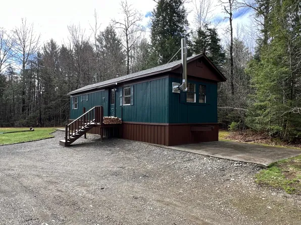 197 Shaw Road, Dover-Foxcroft, ME 04426