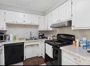 129 Westwood Dr #1, Hendersonville, NC 28739