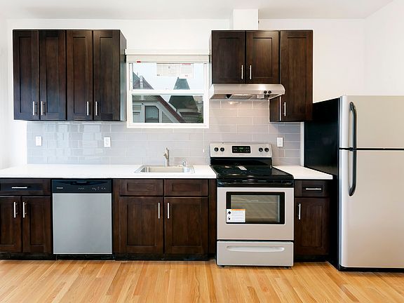 2nd image of 520 Buchanan St APT 2
