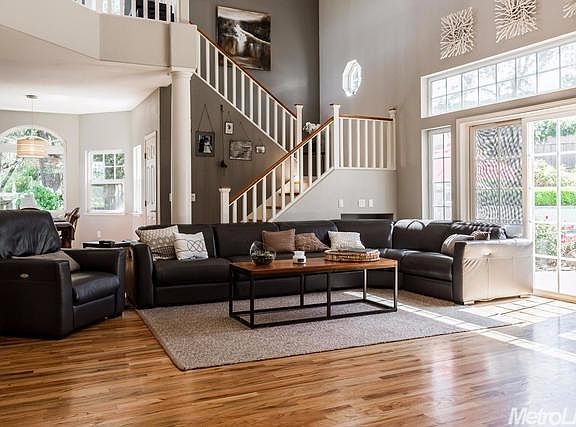 3rd image of 2513 Kennedy Pl
