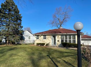 2308 Kirchoff Rd, Rolling Meadows, IL 60008