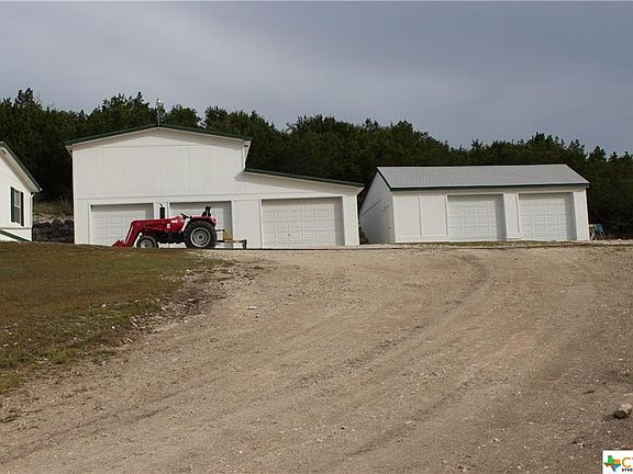 3rd image of 720 Herzog Mountain Ln