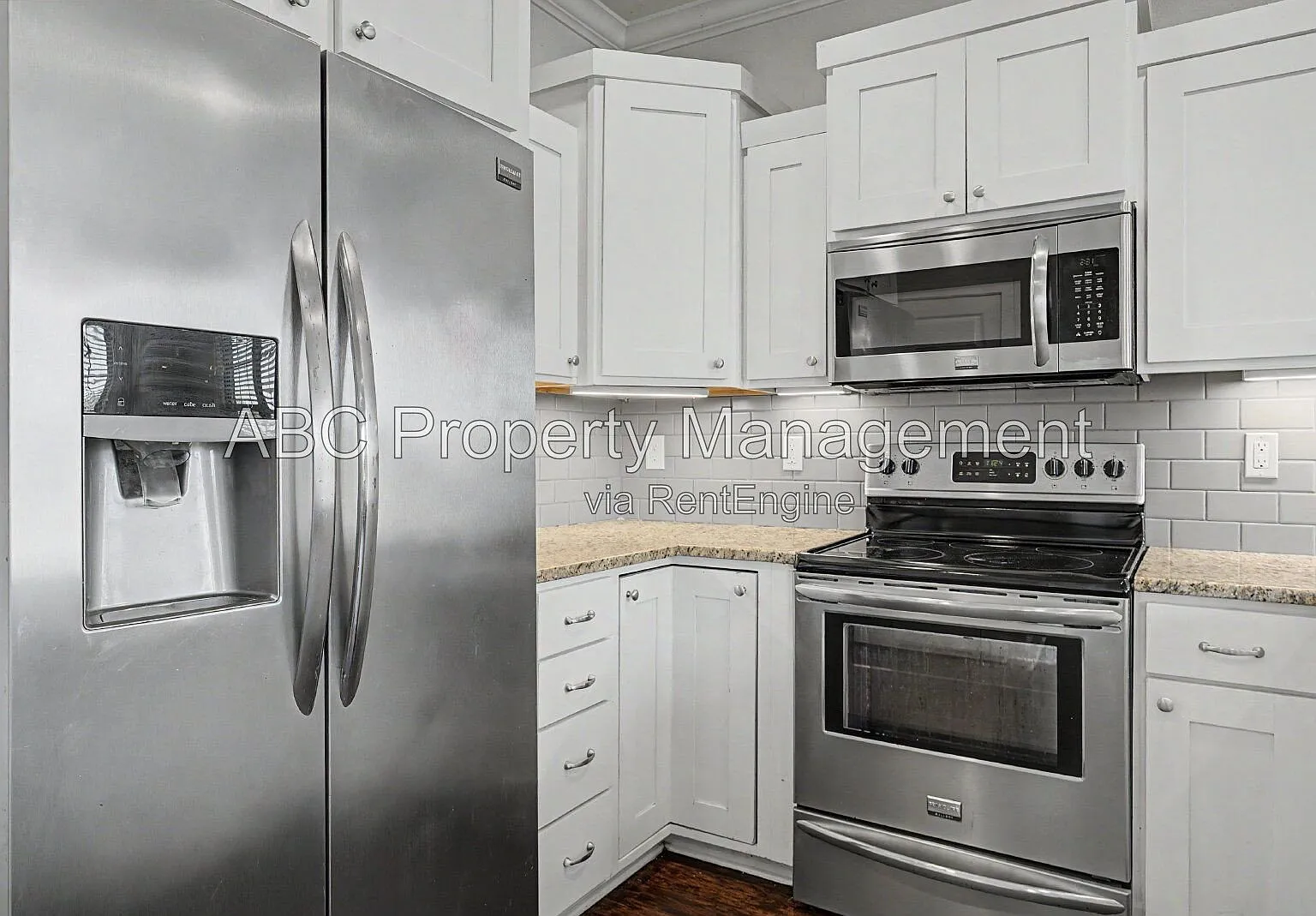 3 bed, 3.0 bath, 1802 sqft, $1,850 — Photo 2
