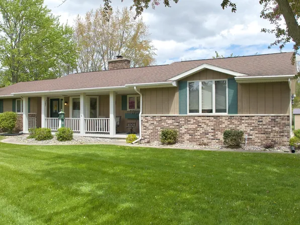 5220 N River Rd, Freeland, MI 48623