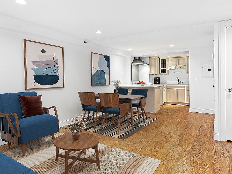 1st image of 220 E 5th St #1