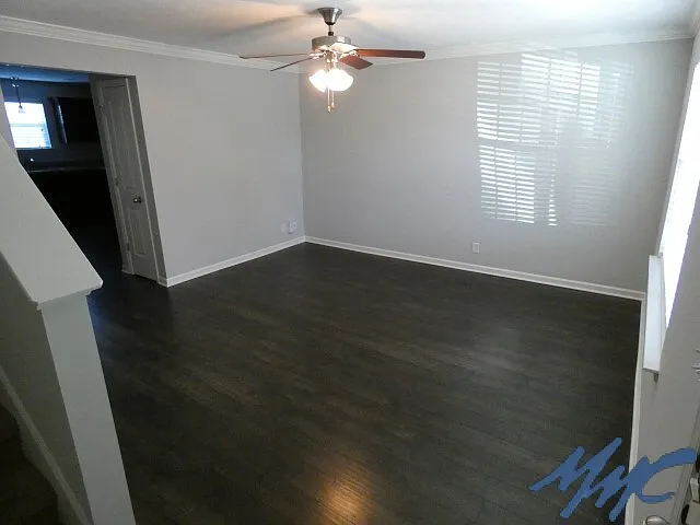 1511 Orange Ct — Photo 3