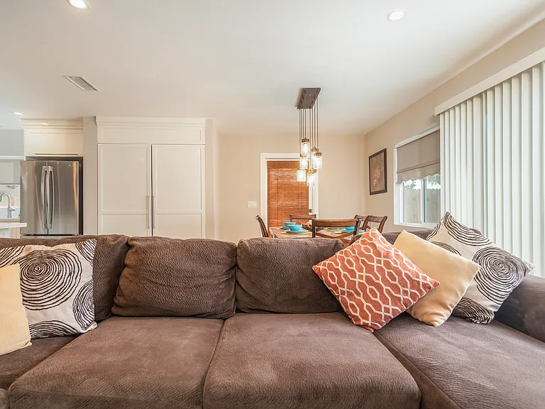 6222 Danbury Way — Photo 36