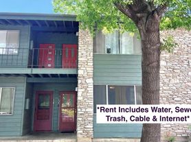 1304 Mariposa Dr, Austin, TX