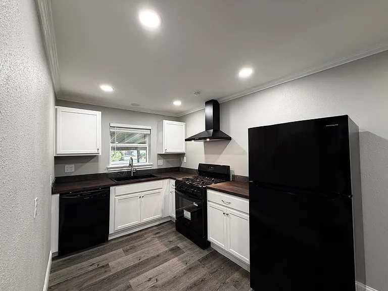 4101 Genoa Rd — Photo 8