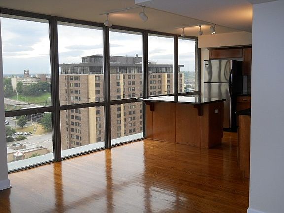 5th image of 600 E Admiral Blvd Unit 1504
