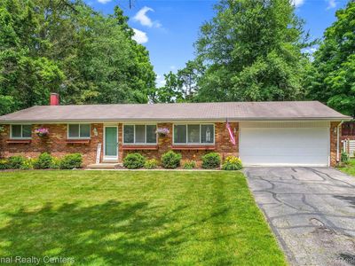 61900 Richfield St, South Lyon, MI, 48178