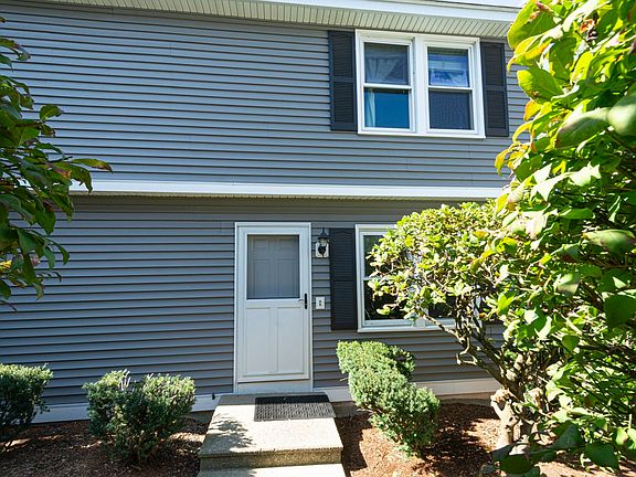 2nd image of 1221 Pawtucket Blvd APT 93