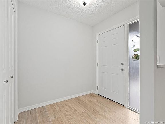 3rd image of 4047 NW Cinnamon Tree Cir