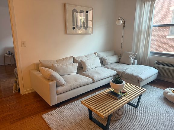 3rd image of 149 Essex St APT 5E