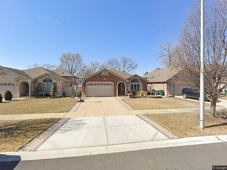 1st image of 8242 Lorel Ave