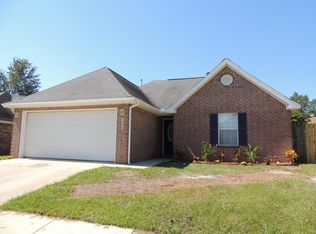 11177 Hendry Rd, Gulfport, MS 39503