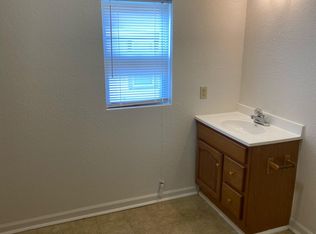 1112 S Cottage Ave #C, Independence, MO 64050