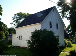 75 Cedar St, Rockland, ME 04841