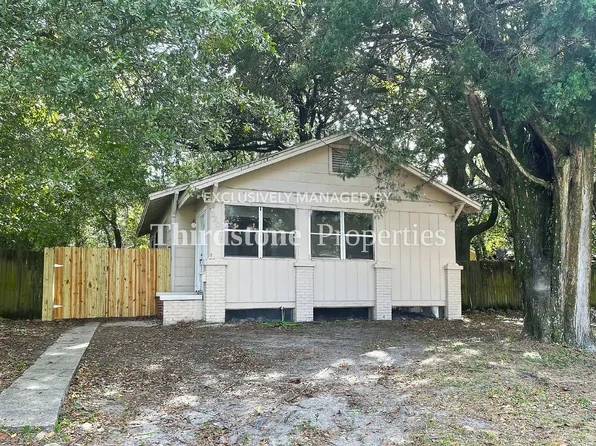 920 Alderside St, Jacksonville, FL 32208
