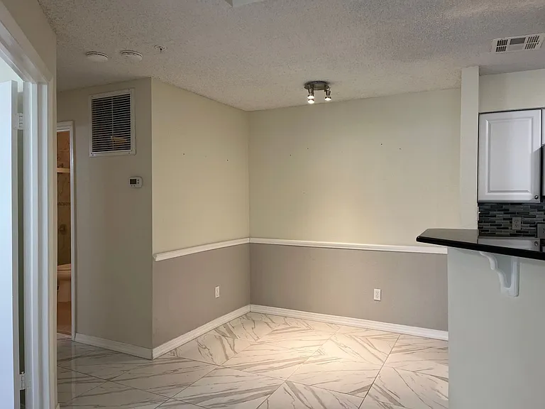 232 Afton Sq #201 — Photo 7