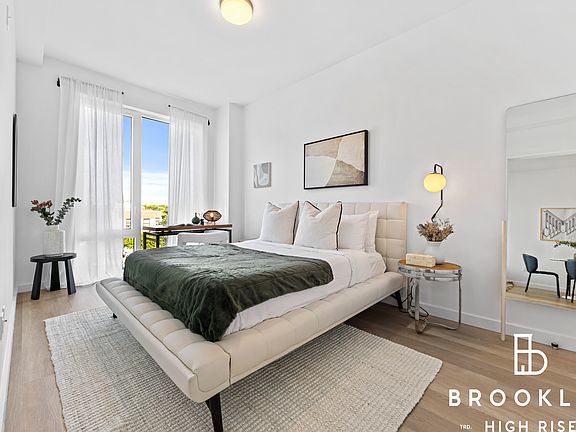 2nd image of 50 E 10th St #601