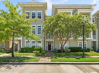 198 W Breezy Way, The Woodlands, TX 77380