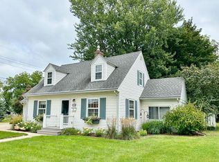 638 3rd St, Tracy, MN 56175