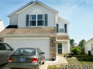 527 Grabill Dr, Westfield, IN 46074
