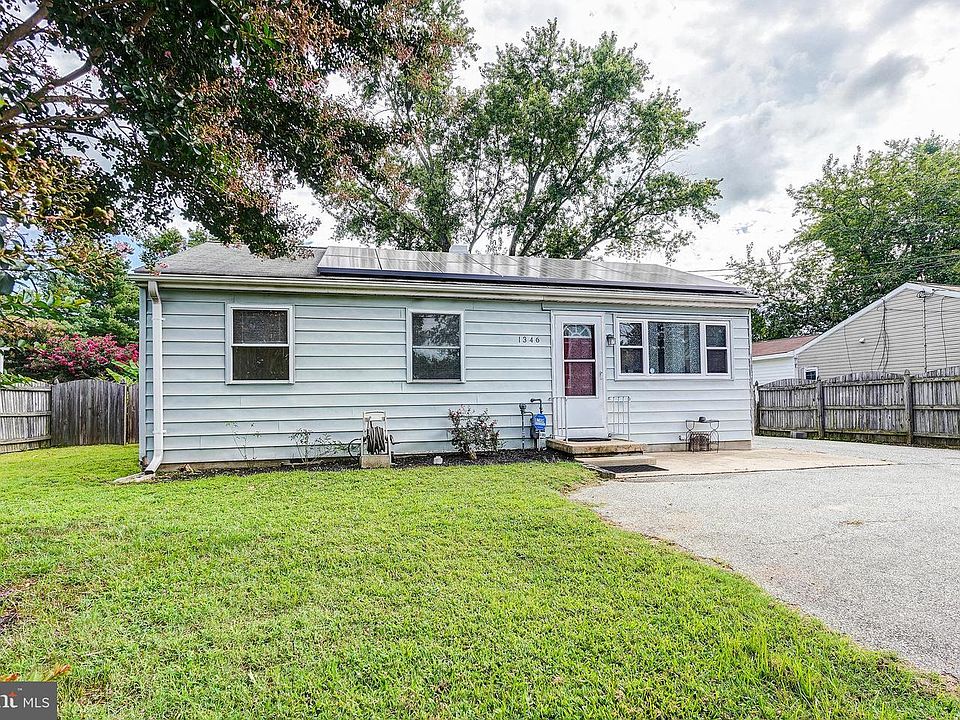 1st image of 1346 Forest Dr