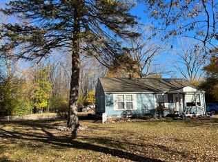 37612 Palmer Rd N, Westland, MI 48186