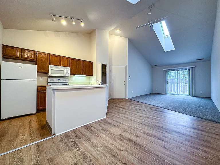 1814 Cooper Foster Park Rd — Photo 8