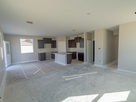 3rd image of 11213 Cantabria Dr