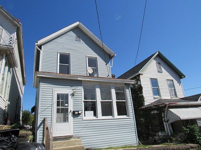 1st image of 11 E Gaskill Ave