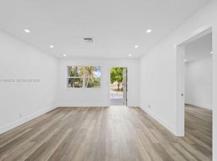 816 N Golf Dr, Hollywood, FL 33021