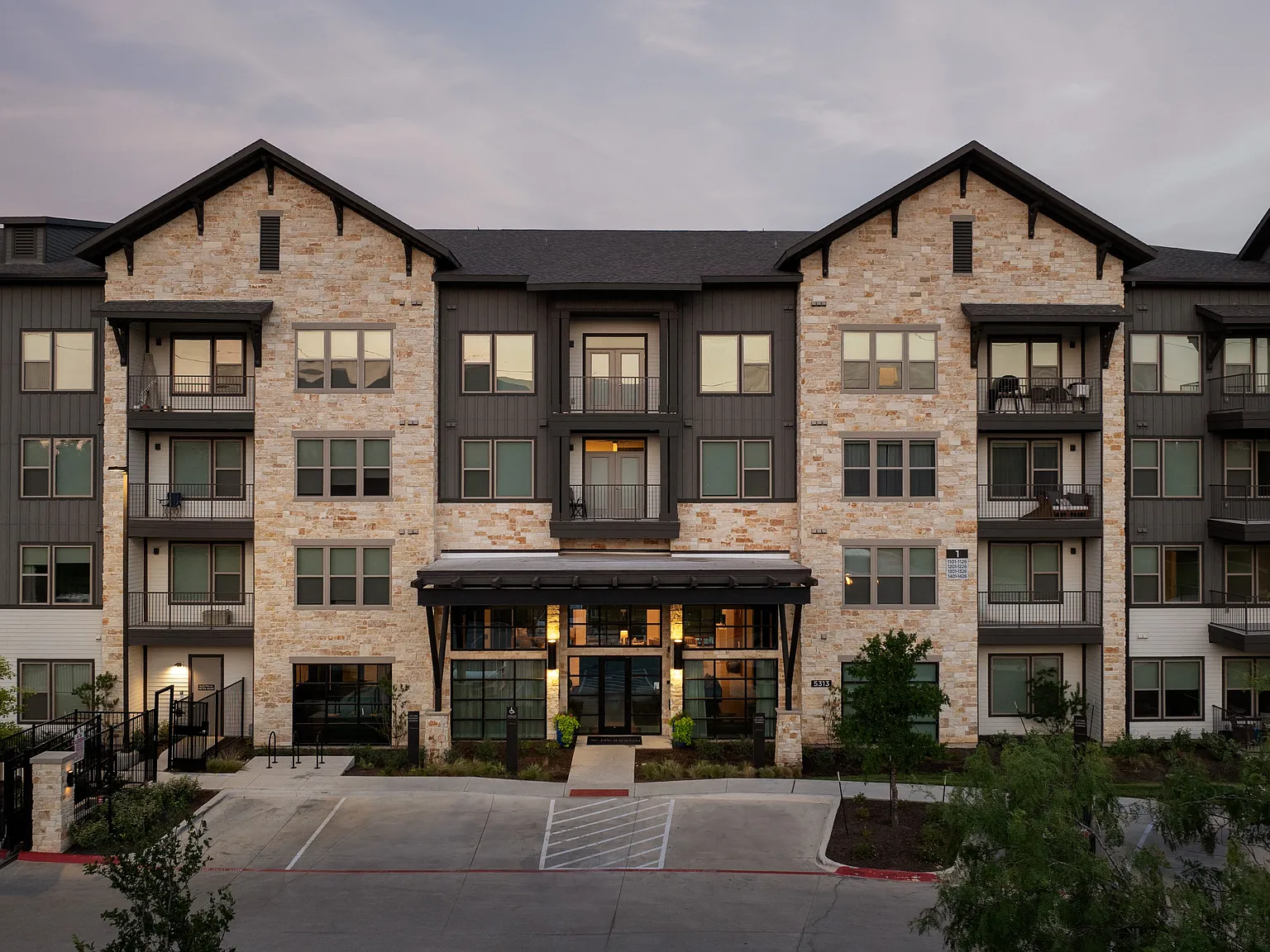 The Markson Austin — Photo 3