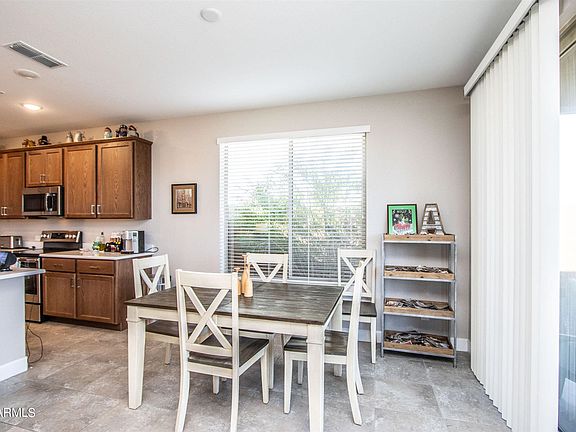 5th image of 4584 W Acacia Dr