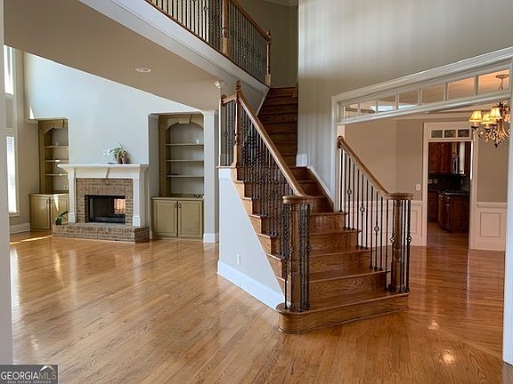 2nd image of 4728 Moon Hollow Ct