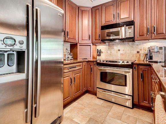 5th image of 14014 Heatherstone Dr
