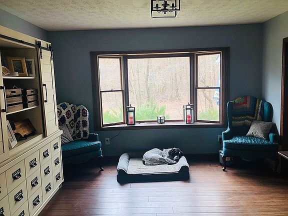 3rd image of 392 Chyboo Ln