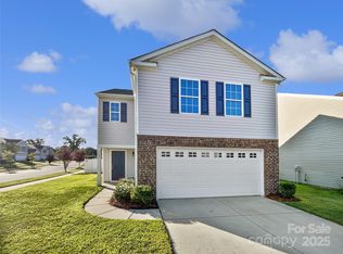 3032 Green Apple Dr, Dallas, NC 28034