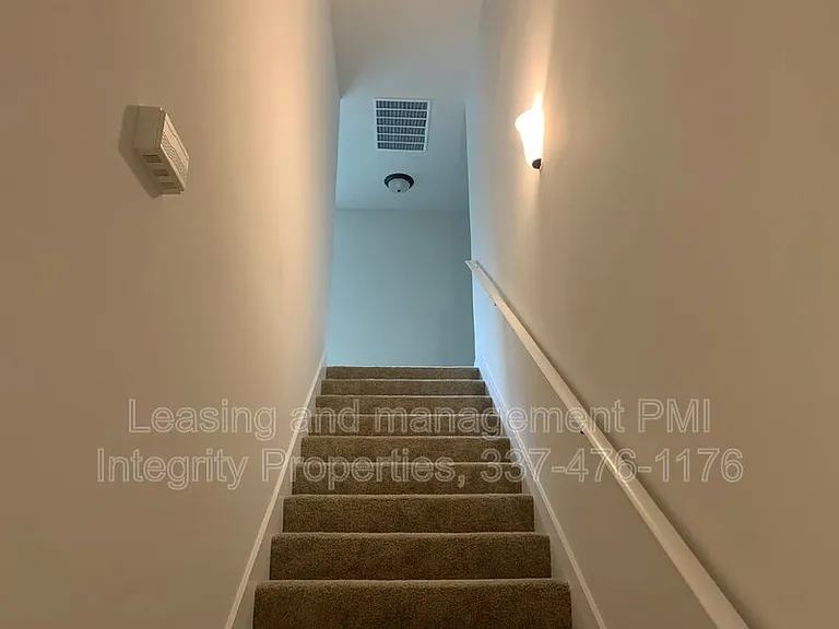 7832 Pisa Dr — Photo 12